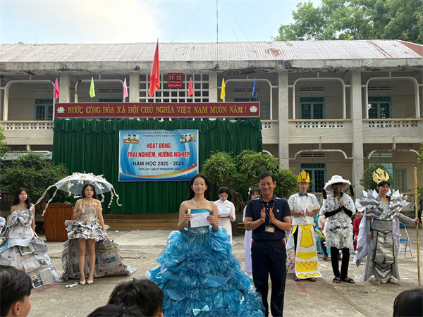 Hoạt động nhà trường33